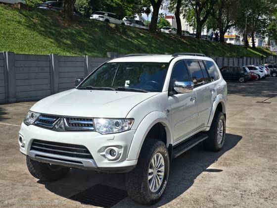 MITSUBISHI PAJERO DAKAR 3.5 HPE 7 LUGARES 4X4 V6 24V FLEX 4P AUTOMÁTICO